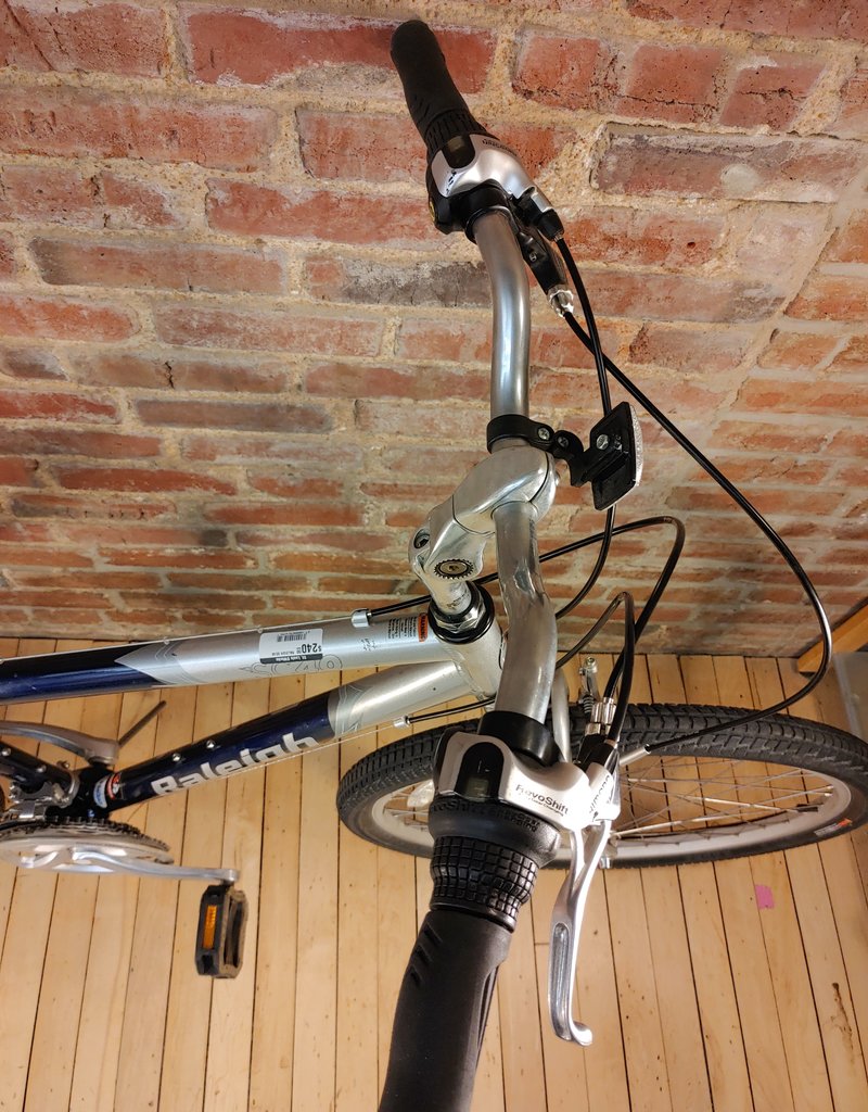 Bike : Raleigh SC40 : 18"