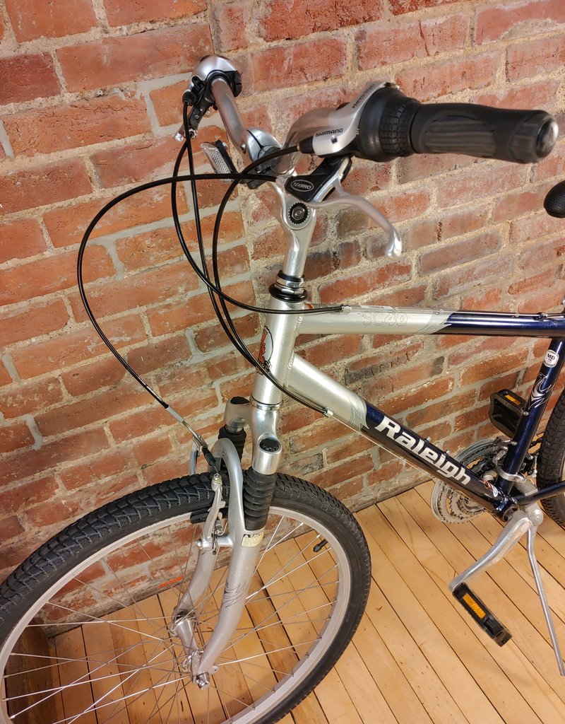 Bike : Raleigh SC40 : 18"