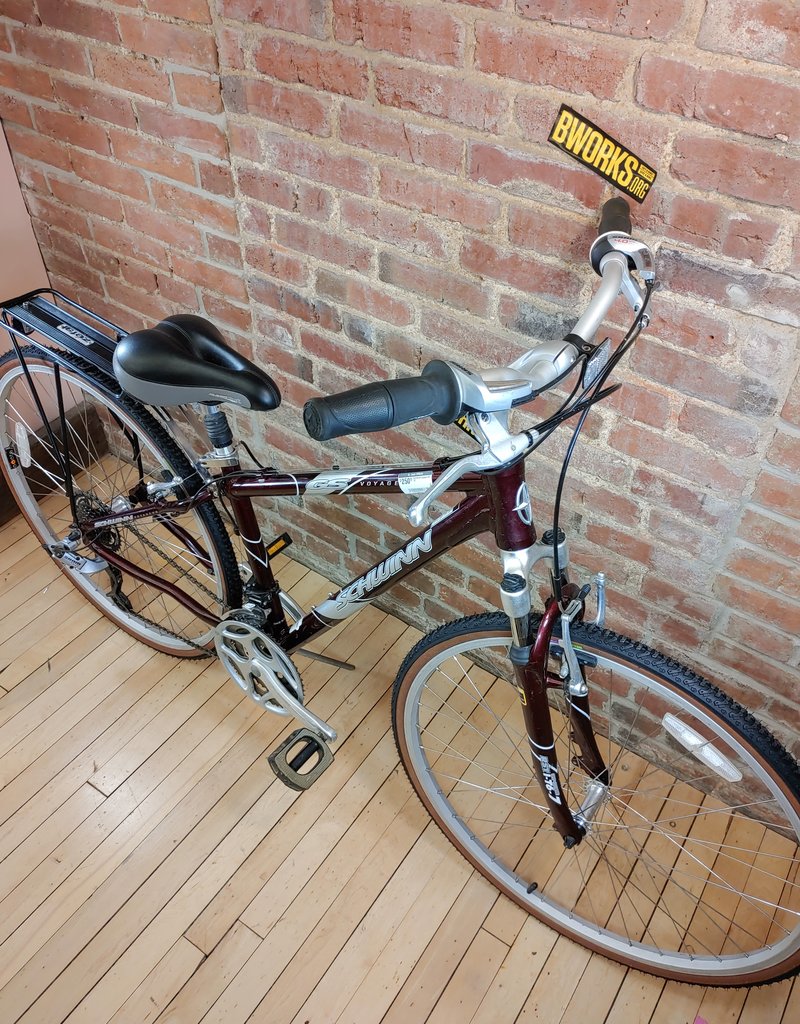 Schwinn Bike : Schwinn Voyageur GS : 16"