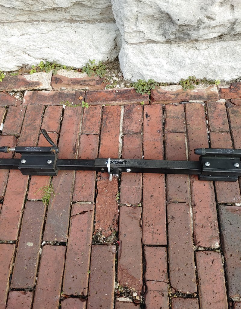 Car Rack : 4 Bike Outback Hanging , 2" mount