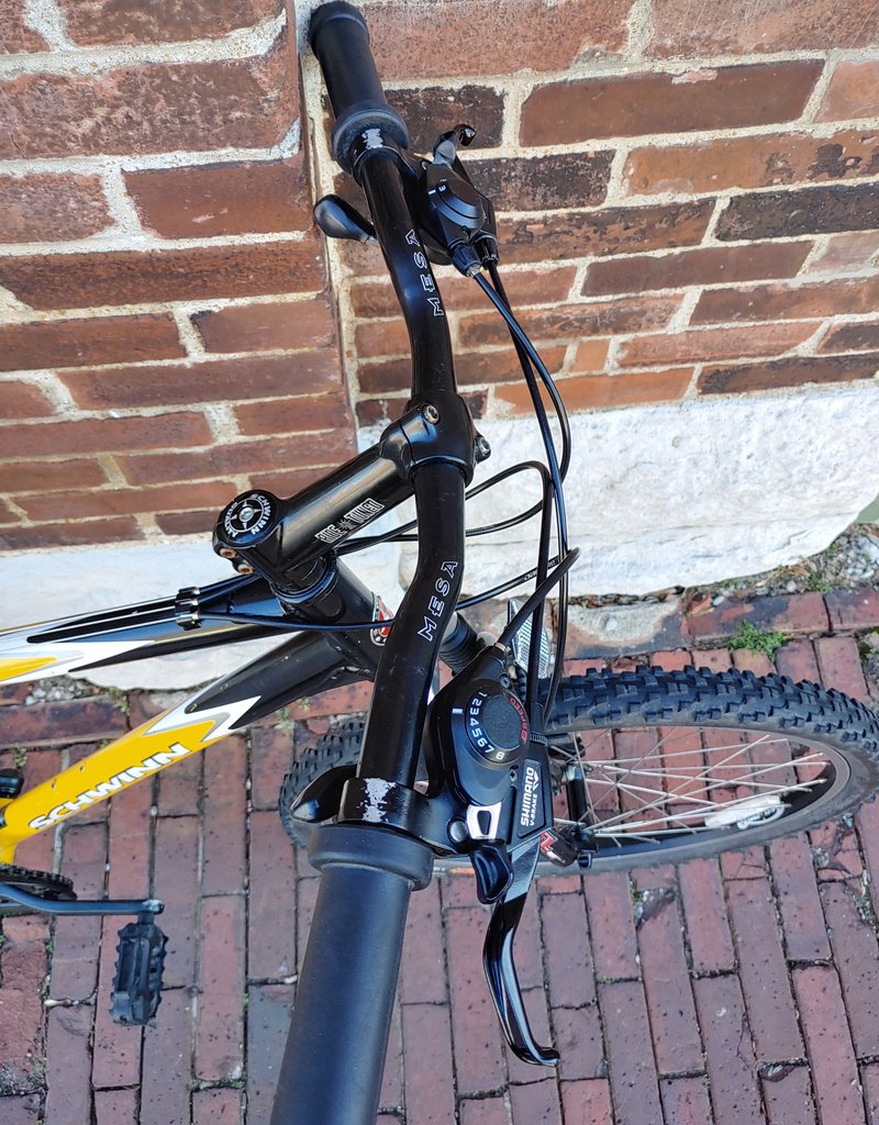 Schwinn Bike : Schwinn Mesa : 20"