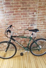 Specialized Bike : Specialized Expedition : 19"