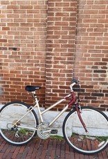 Schwinn Schwinn Sierra 700: 18"L