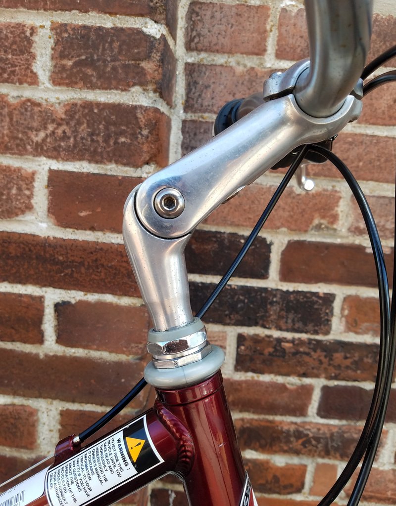 Schwinn Schwinn Sierra 700: 18"L