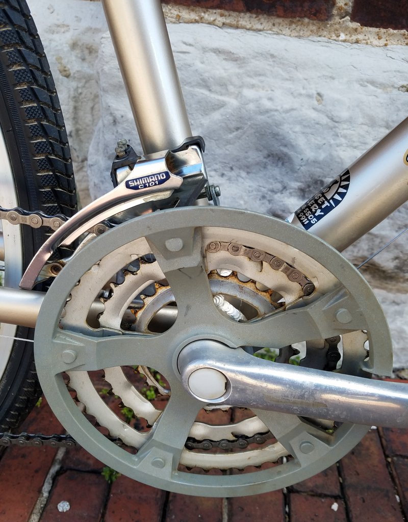 Schwinn Schwinn Sierra 700: 18"L