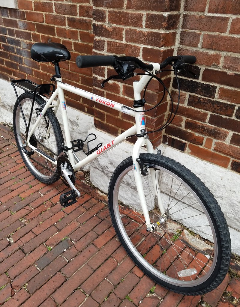 Giant Bike : Giant Yukon : 21"