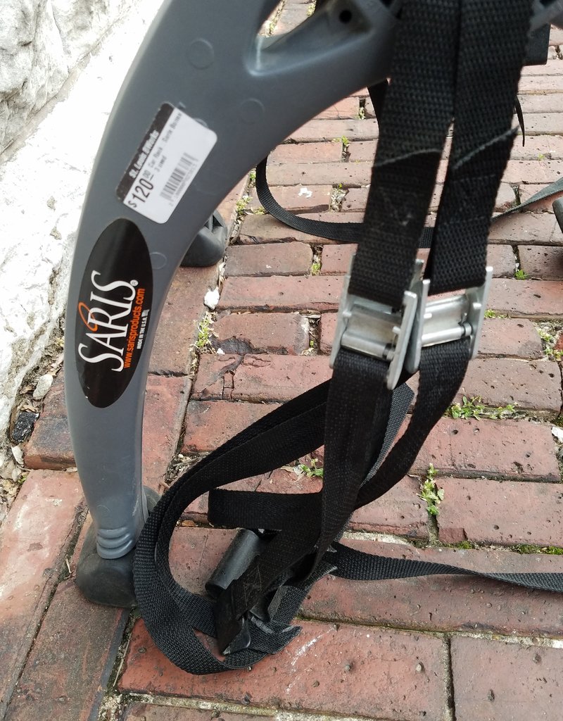 Saris Car Rack : Saris Bones 3 trunk used