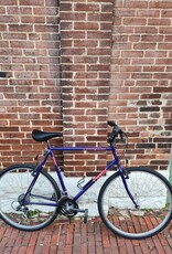 Trek Bike : Trek 700 Multitrack : 23"