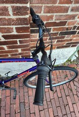 Trek Bike : Trek 700 Multitrack : 23"