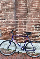 Trek Bike : Trek 700 Multitrack : 23"