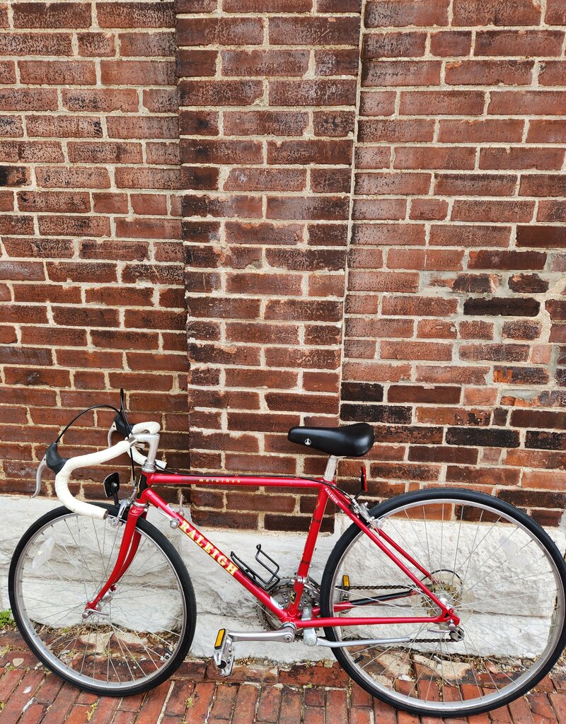 Raleigh Bike : Raleigh Marathon : 45cm proportional