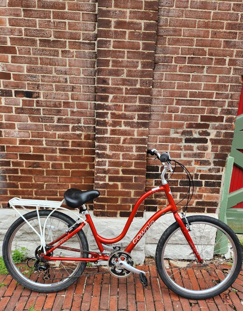 Electra Bike : Electra Townie 21D : 16"