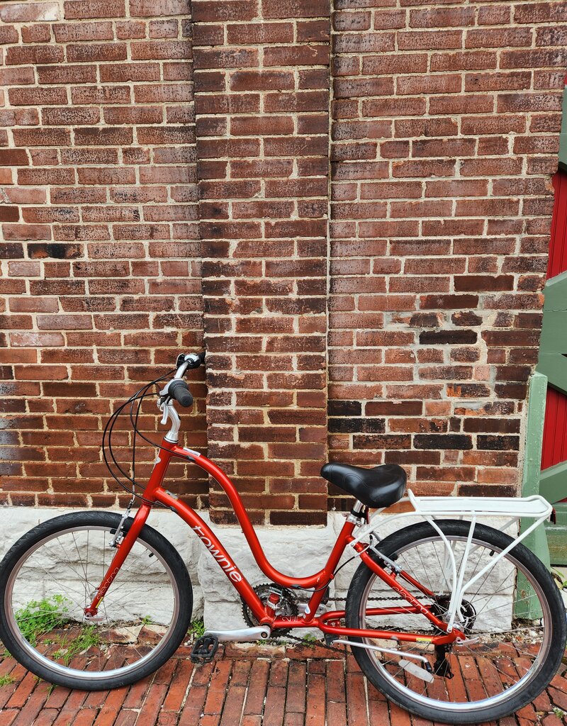 Electra Bike : Electra Townie 21D : 16"