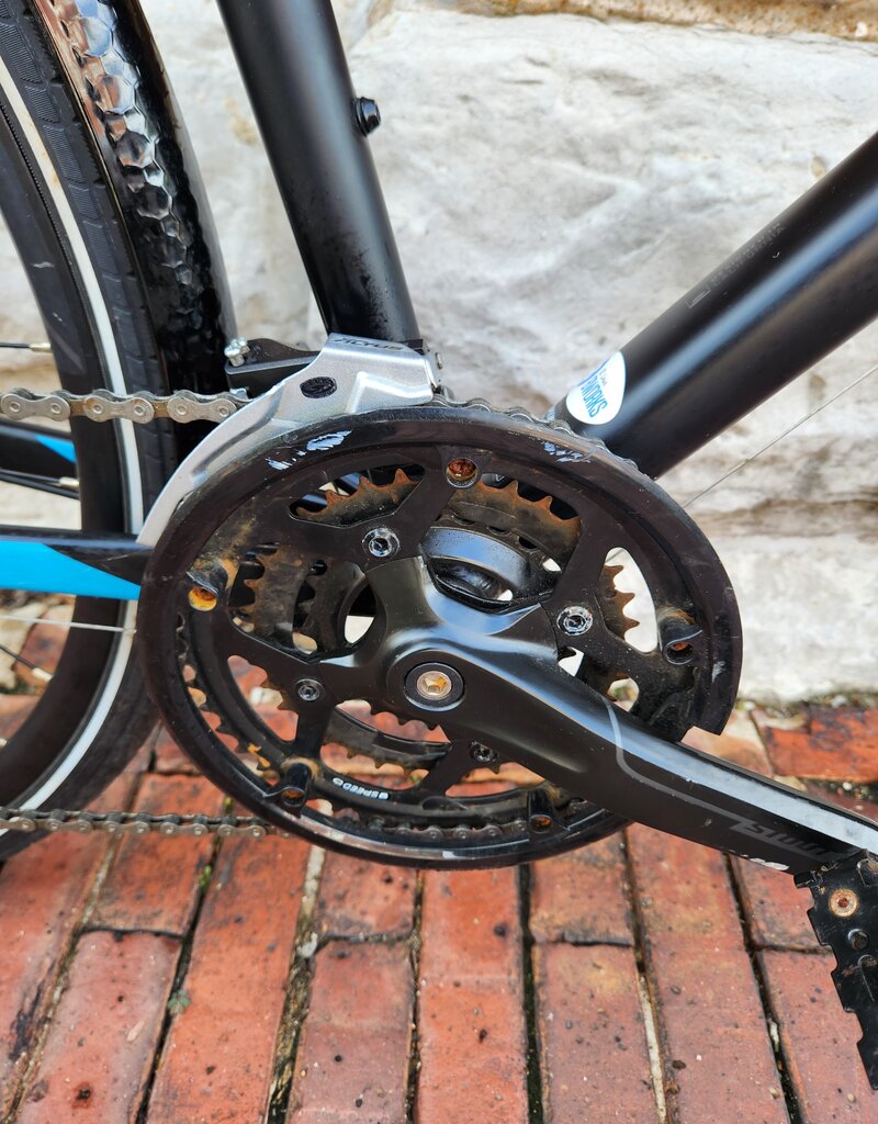 Specialized Bike : Specialized Sirrus : 21"