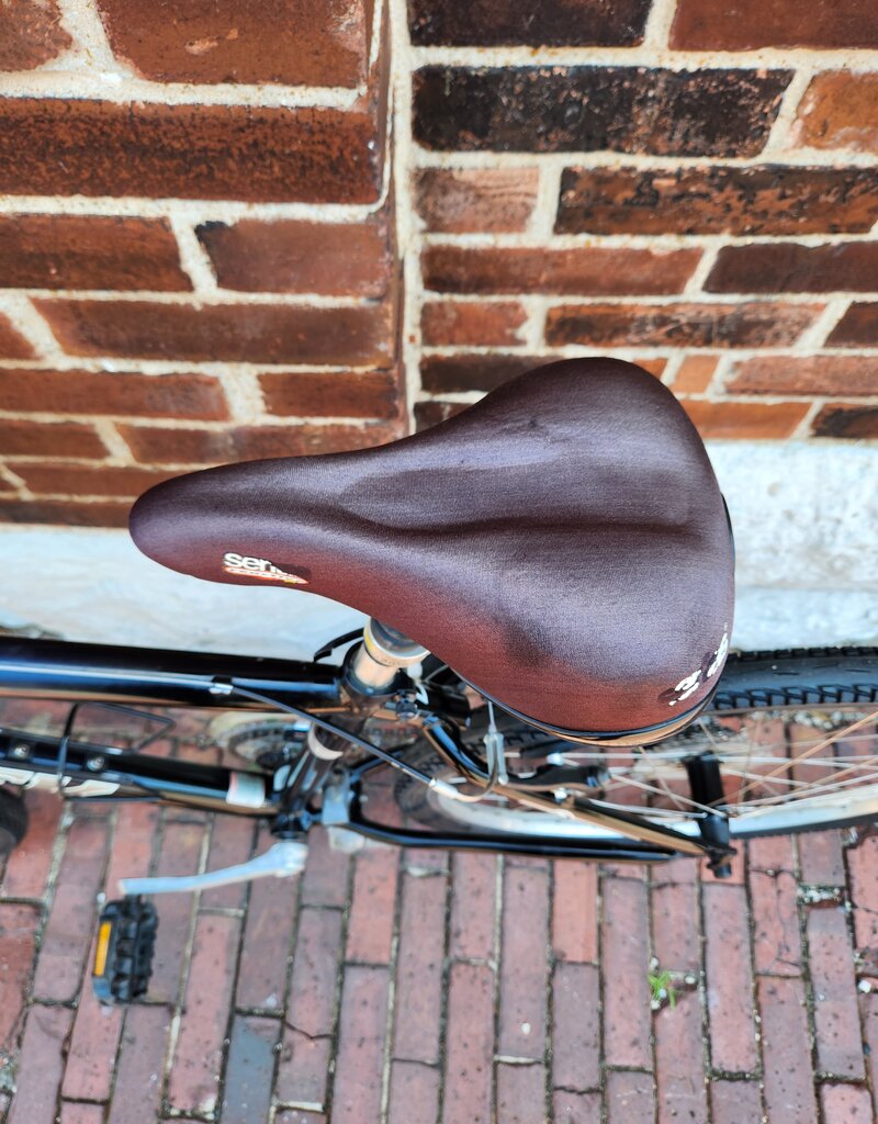 Trek Bike : Trek Navigator 300 : 16.5"