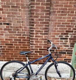 Giant Bike : Giant Cypress : 17"