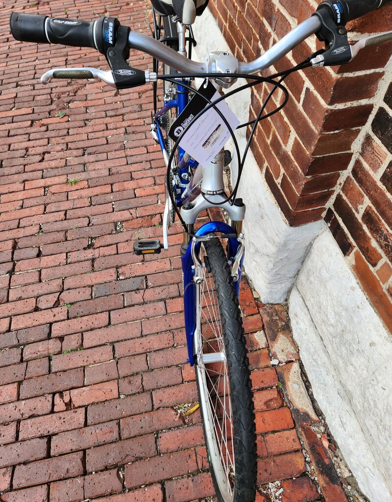 Giant Bike : Giant Cypress : 17"