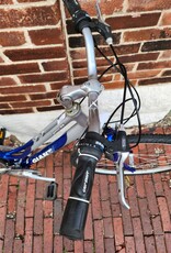 Giant Bike : Giant Cypress : 17"