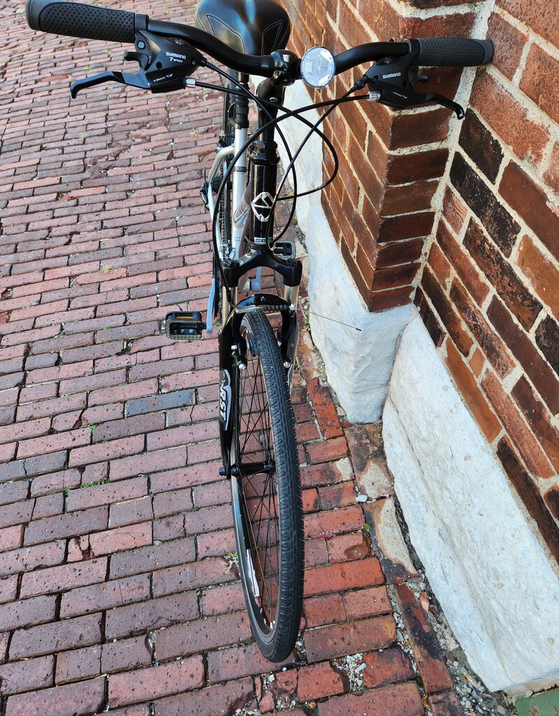 Gary Fisher Bike : Gary Fisher Tiburon : 17"