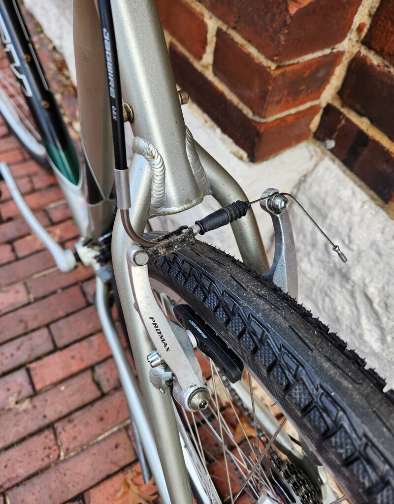 Trek Bike : Trek Navigator 100 : 21"