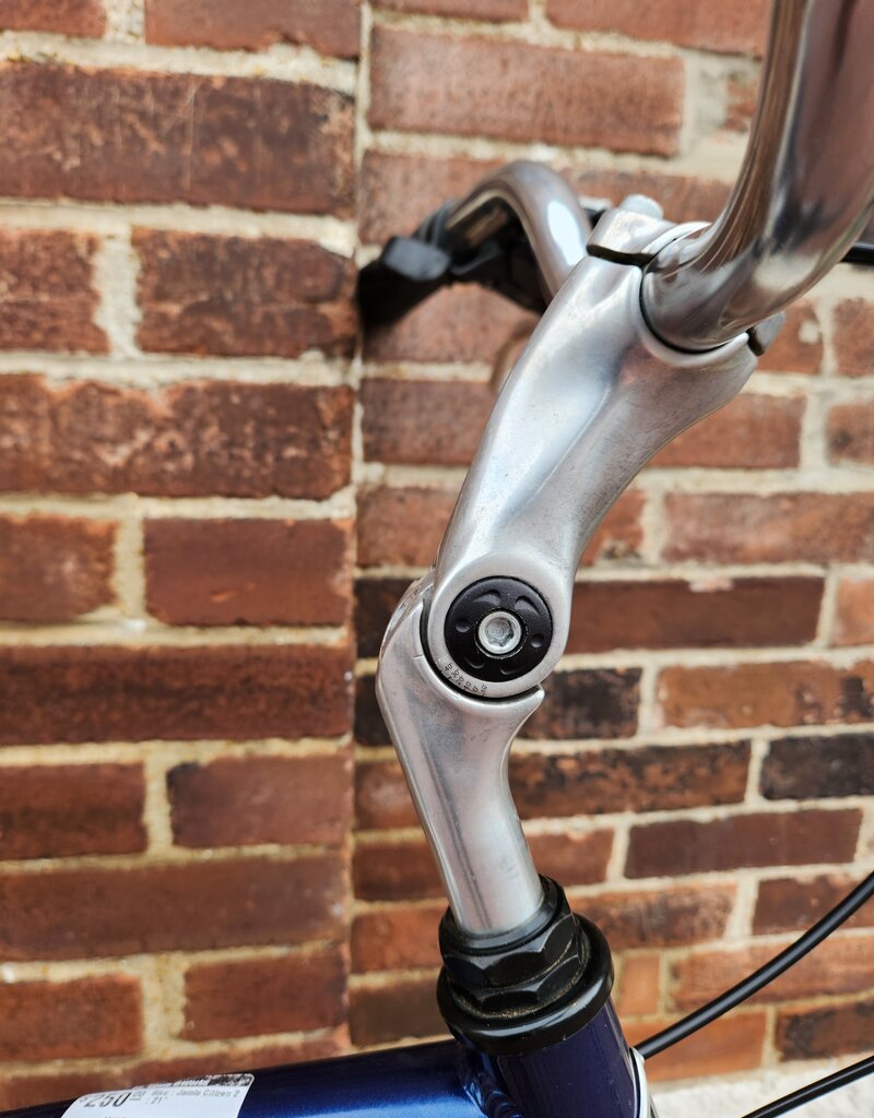 Jamis Bike : Jamis Citizen 2 : 21"