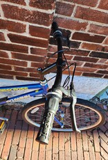 Schwinn Bike : Schwinn Crisscross : 17" step thru