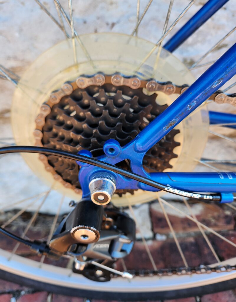 Schwinn Bike : Schwinn Crisscross : 17" step thru