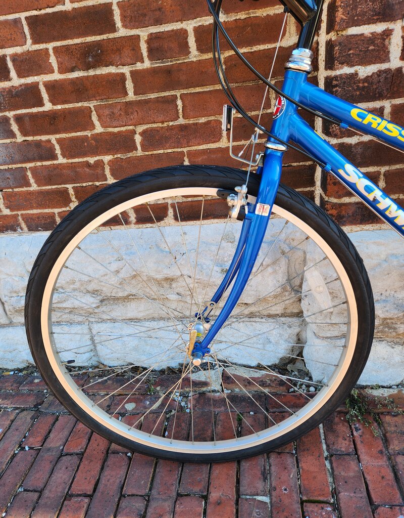 Schwinn Bike : Schwinn Crisscross : 17" step thru