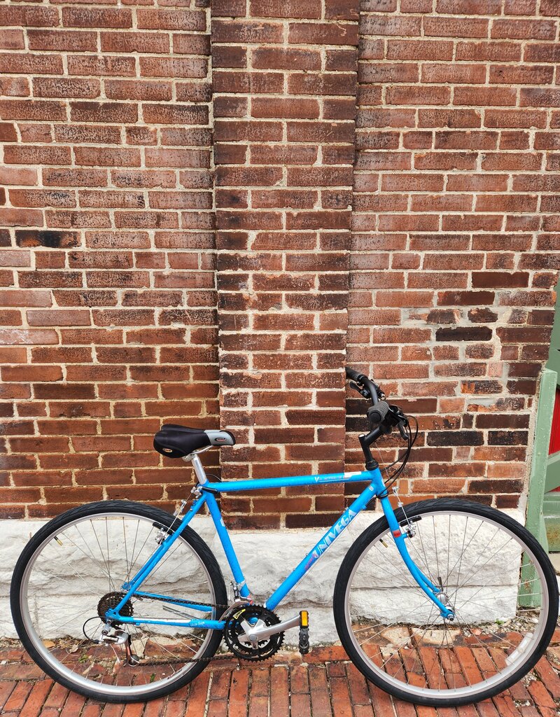 Univega Bike : Univega Via active-se : 18.5"
