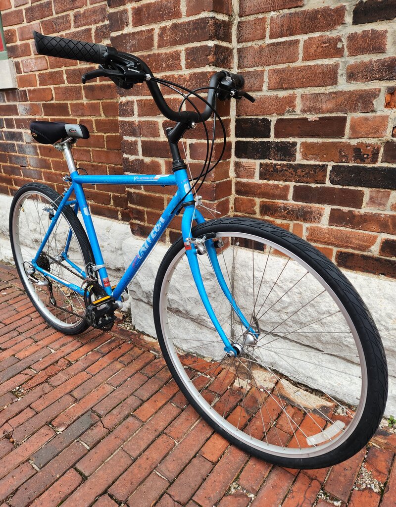 Univega Bike : Univega Via active-se : 18.5"