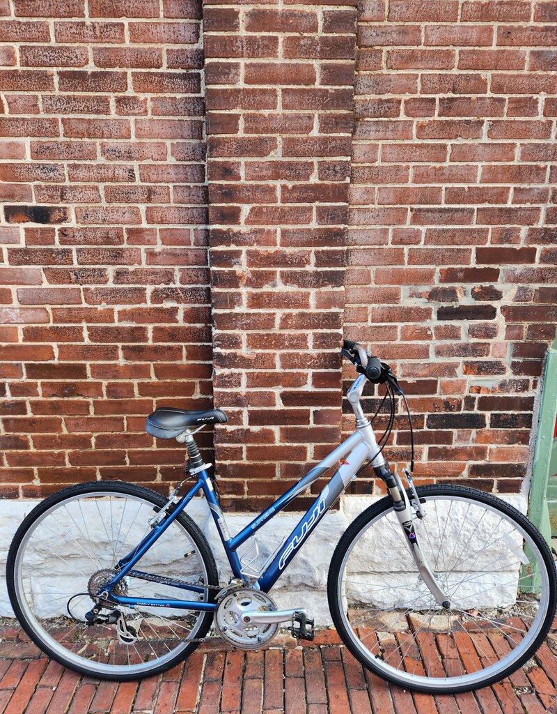 Fuji Bike : Fuji Supreme : 19"