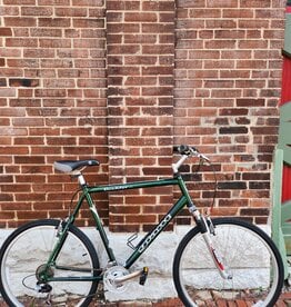 Giant Bike : Giant Boulder : 23.5"