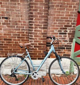 Schwinn Bike : Schwinn Voyaguer : 20.5" step thur