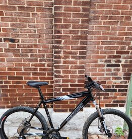Specialized Bike : Specialized Hardrock : 21"