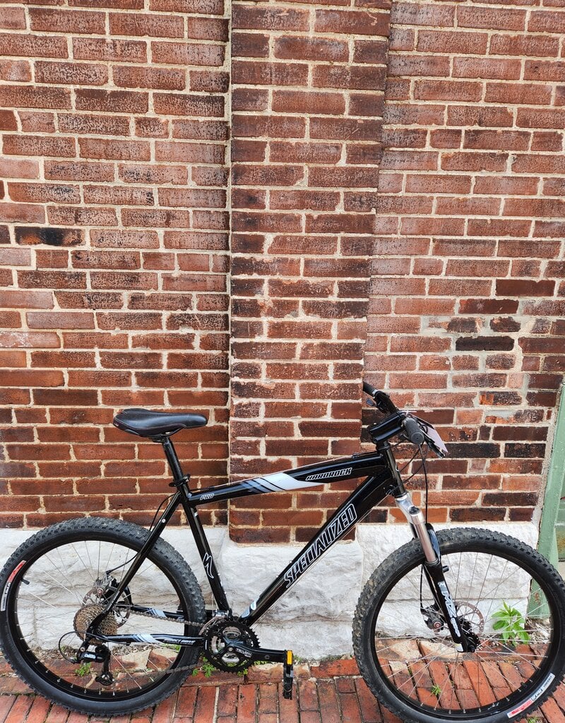 Specialized Bike : Specialized Hardrock : 21"