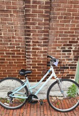 Giant Bike : Giant Cypress : 16" Step Thru