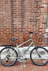 Trek Bike : Trek Navigator 200 : 18"