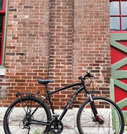 Fuji Bike: FujiUSA ATB: 21"