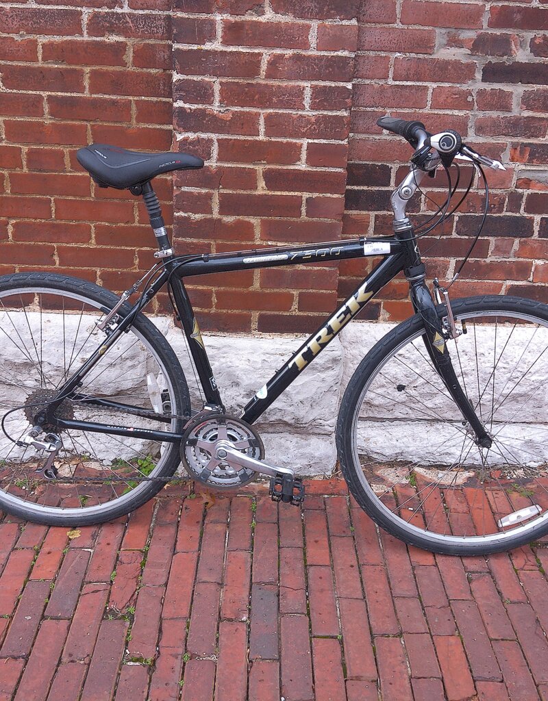 Trek Bike : Trek 7300 : 20"