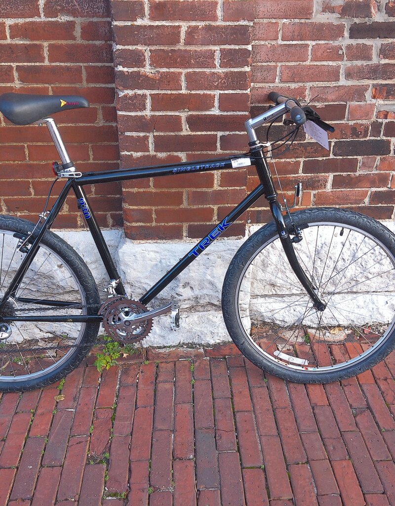 Trek Bike : Trek 930 : 21"