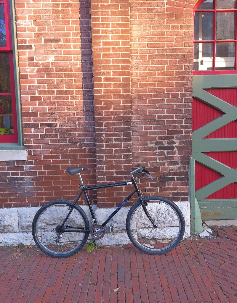 Trek Bike : Trek 930 : 21"