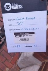 Giant Bike : Giant Escape : 21"
