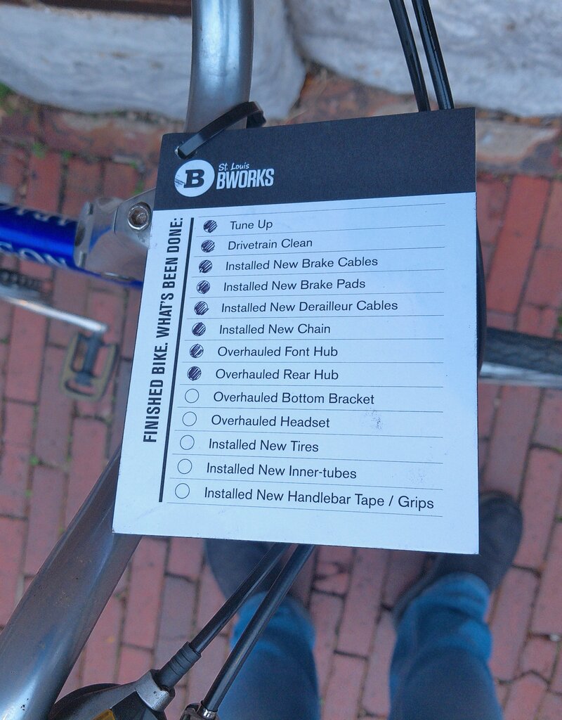 Jamis Bike : Jamis Aragon : 18.5"