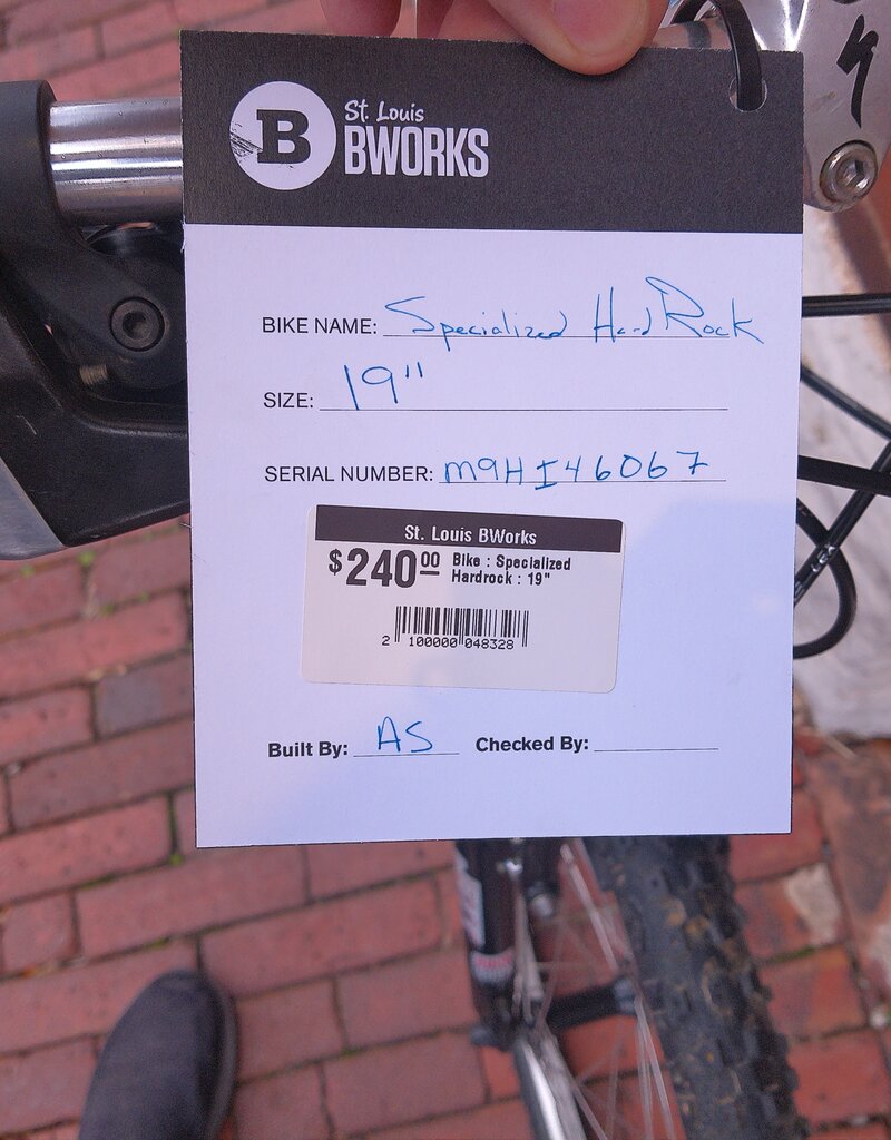 Specialized Bike : Specialized Hardrock : 19"