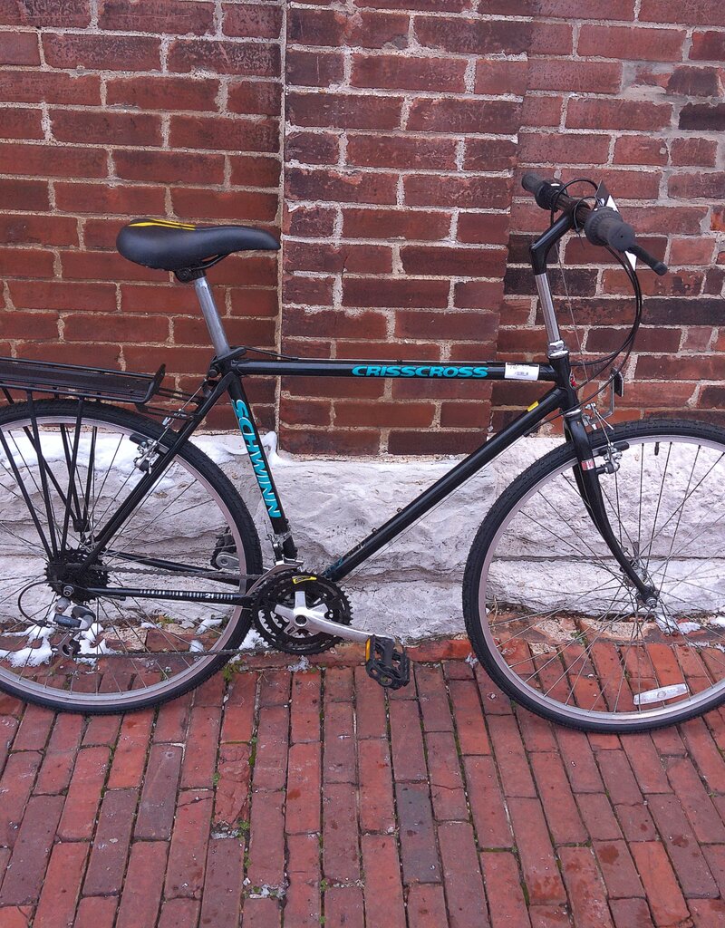 Schwinn Bike : Schwinn Crisscross : 20.5"