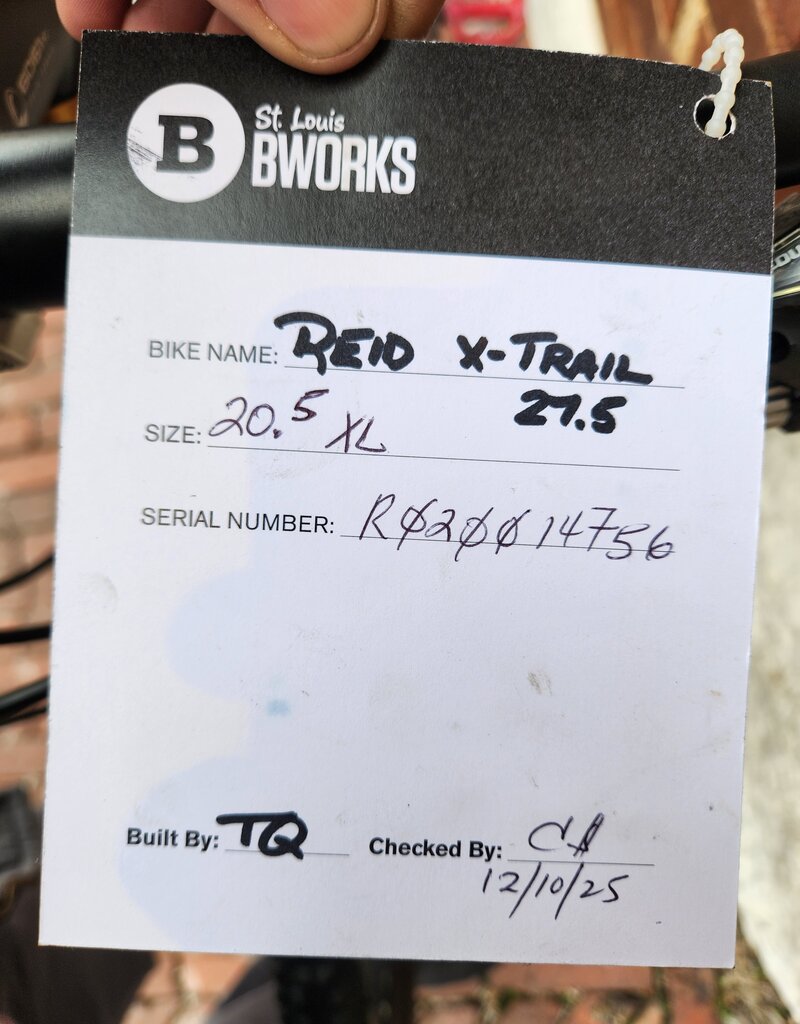 Bike : Reid XTrail 27.5" wheel : 20.5"