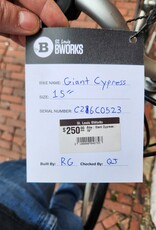 Giant Bike : Giant Cypress : 15"