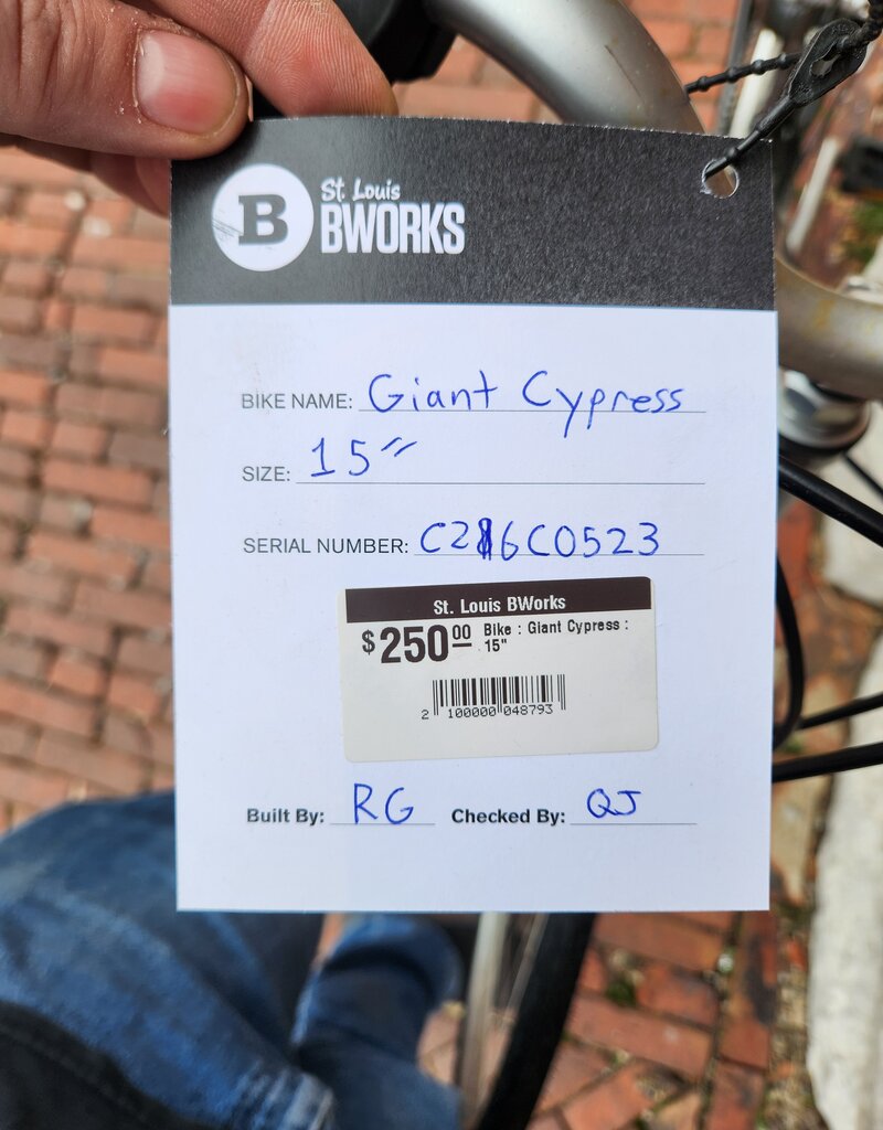 Giant Bike : Giant Cypress : 15"