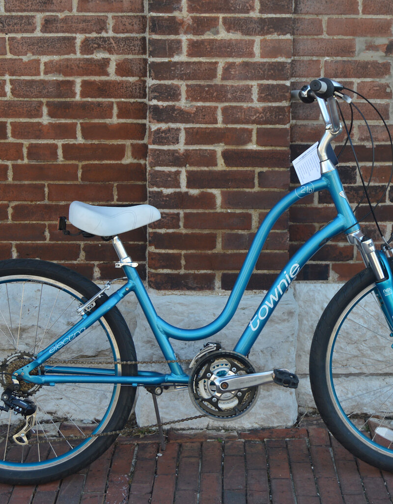 Electra Bike : Electra Townie 21D : 15"