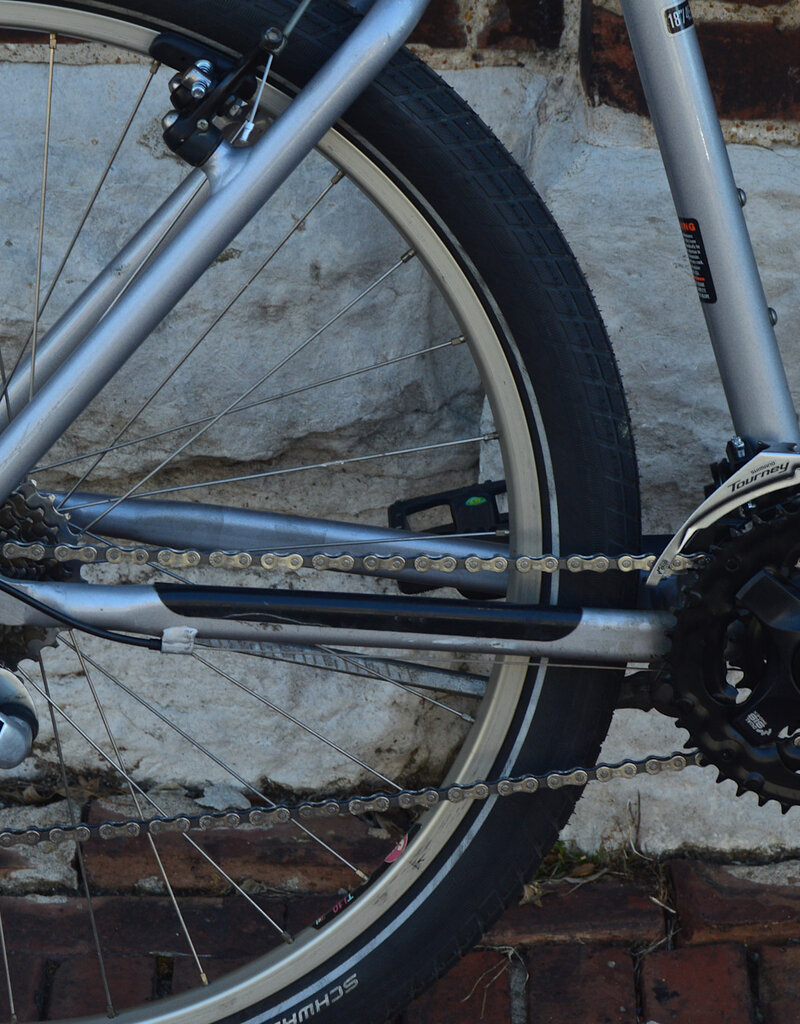 Cannondale Bike: Cannondale M400 : 18"